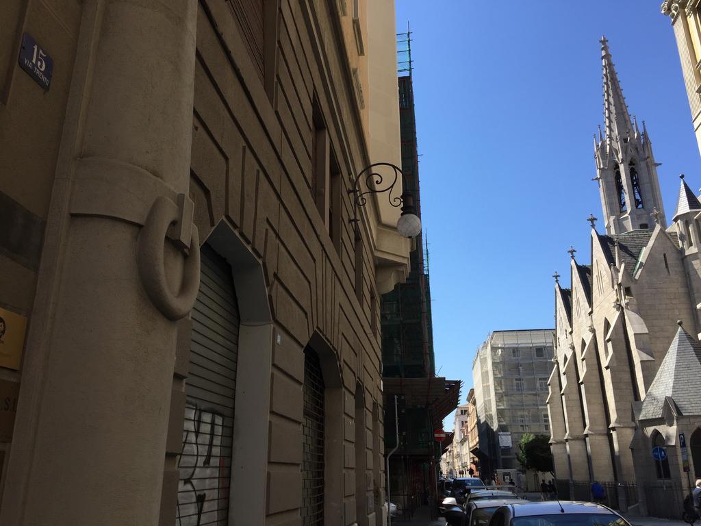 Dai Muli B&B Trieste Exteriör bild